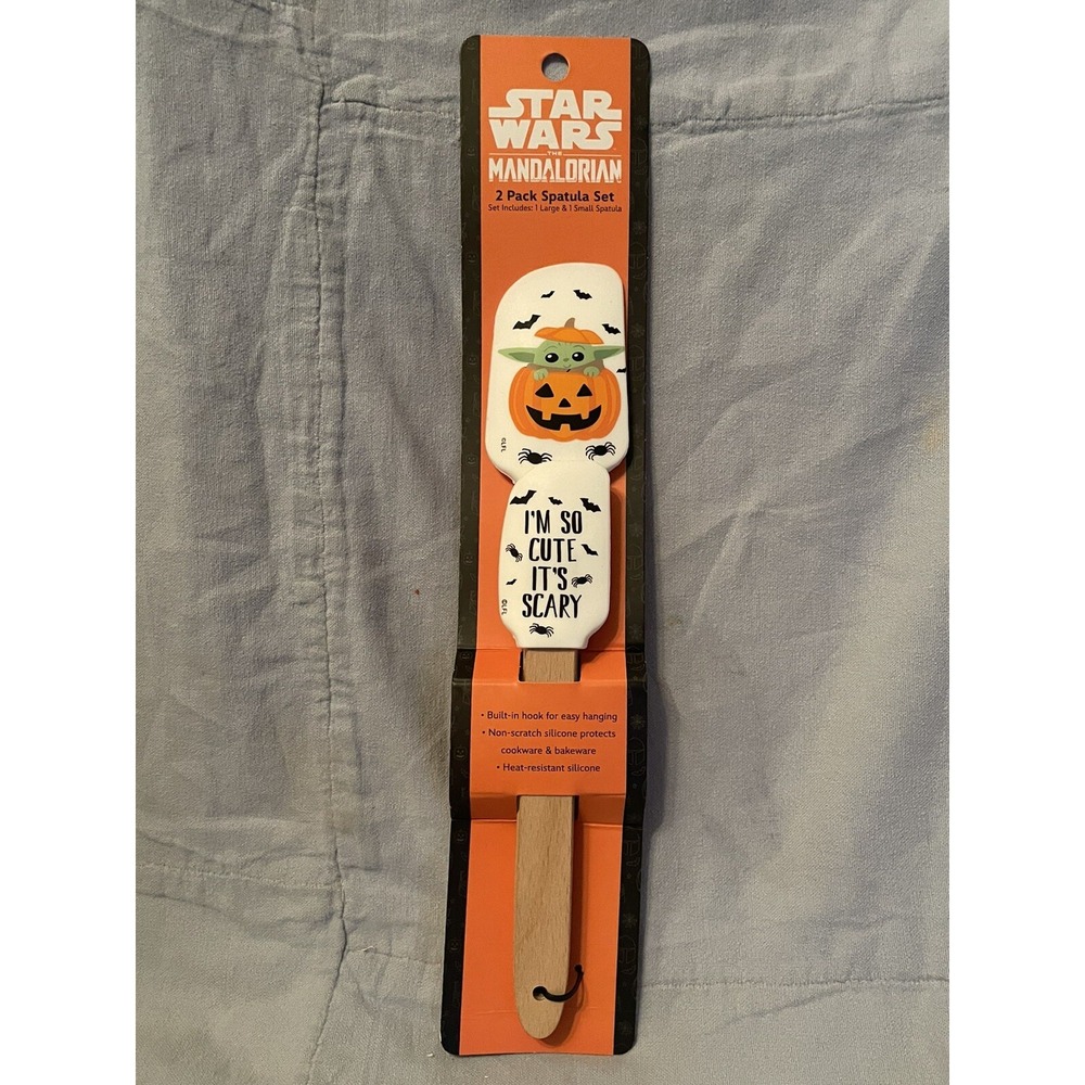 NEW Disney Star Wars The Mandalorian‎ Halloween -  2 Piece Spatula Set Grogu